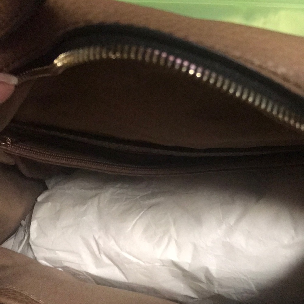 Large backpack - Picture 3 of 3
